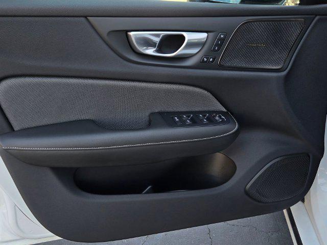 2024 Volvo S60 B5 Plus Black Edition