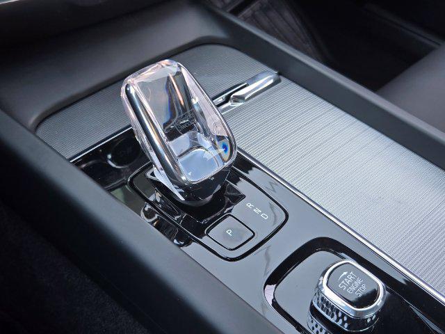 2024 Volvo S60 B5 Plus Black Edition