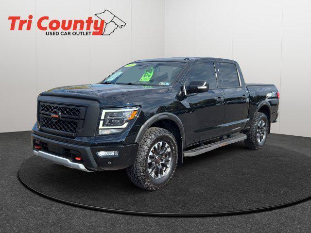 2021 Nissan TITAN Crew Cab PRO-4X 4x4 2021 Nissan TITAN Crew Cab PRO-4X 4x4