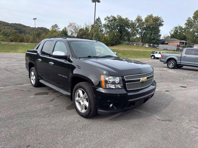 2013 Chevrolet Avalanche LS