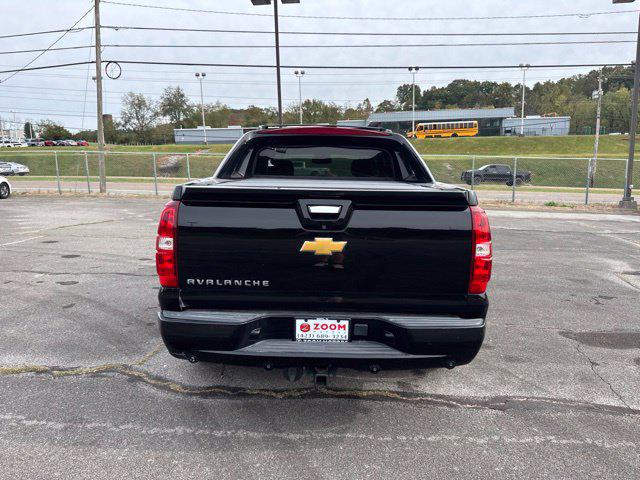 2013 Chevrolet Avalanche LS