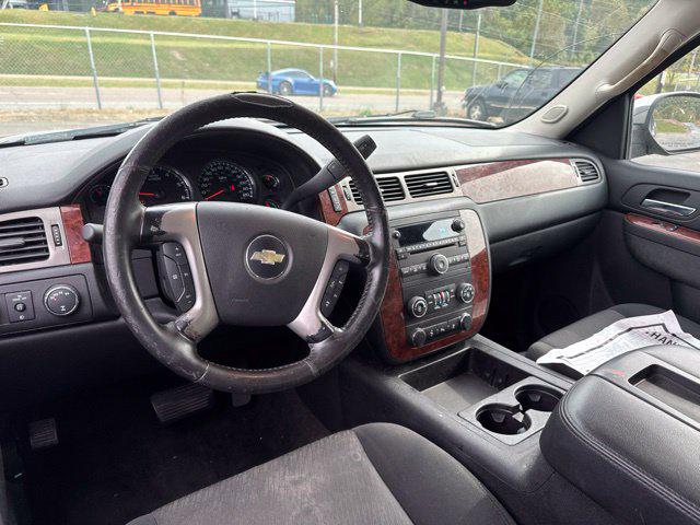 2013 Chevrolet Avalanche LS