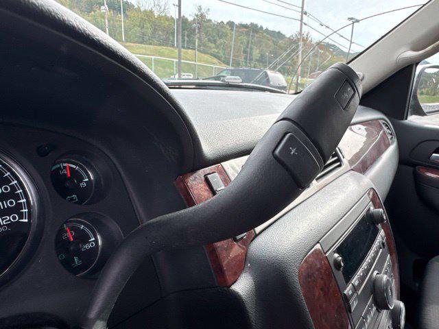 2013 Chevrolet Avalanche LS