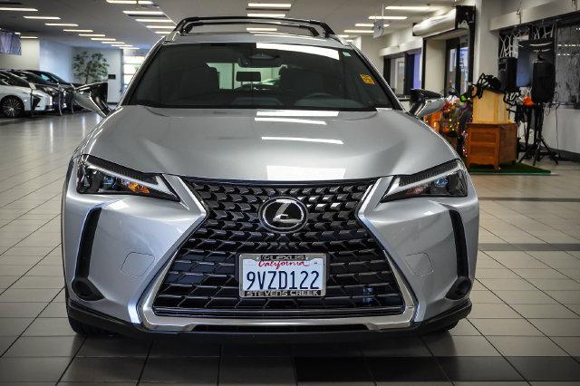 2025 Lexus 300 300h