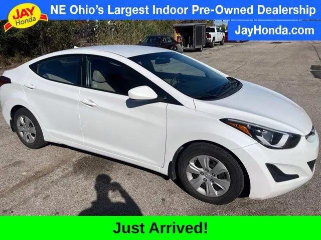 2016 Hyundai Elantra SE for sale in Bedford, OH