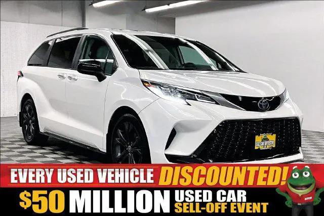 2022 Toyota Sienna XSE for sale in Herculaneum, MO