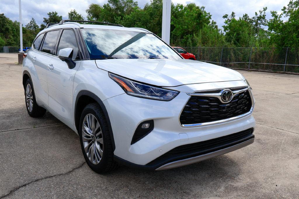 2024 Toyota Highlander