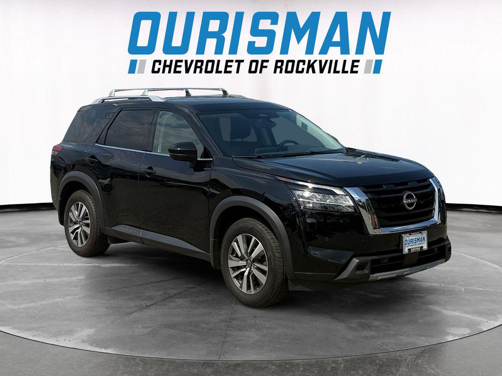 /2023 Nissan Pathfinder