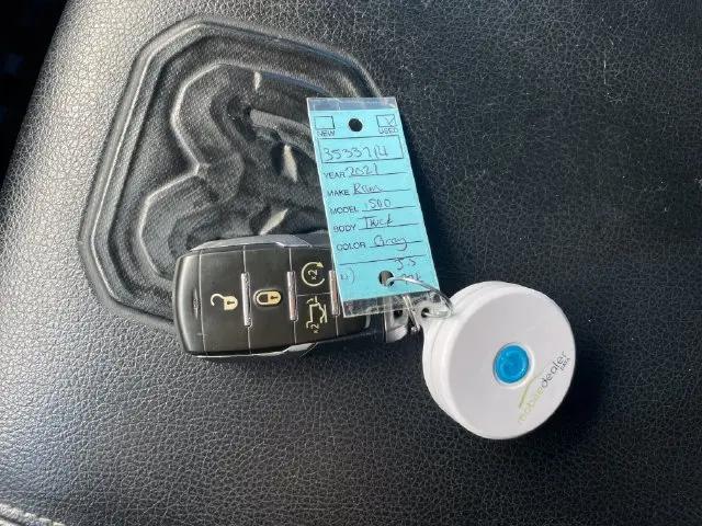 2021 Ram 1500 Laramie Crew Cab 4x4 57 Box
