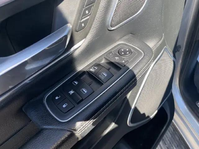 2021 Ram 1500 Laramie Crew Cab 4x4 57 Box