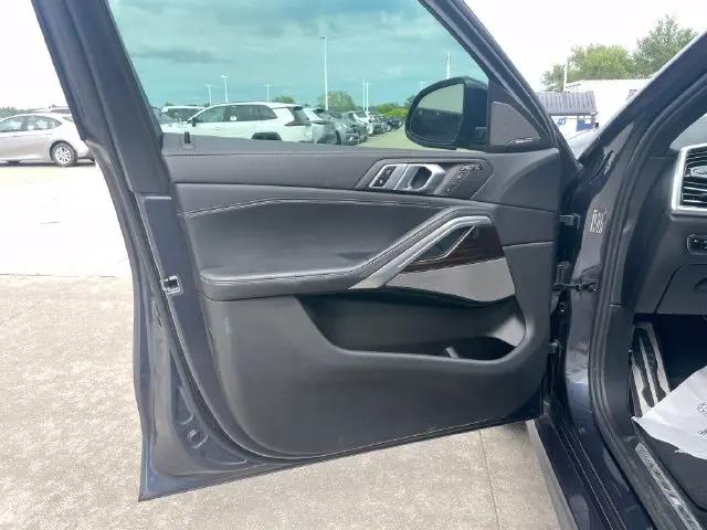 2021 BMW X6 xDrive40i