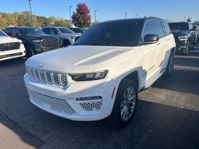 2022 Jeep Grand Cherokee Summit 4x4 for sale in Fenton, MI