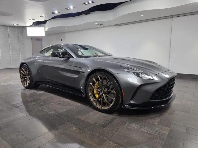 2025 Aston Martin Vantage Base for sale in West Palm Beach, FL
