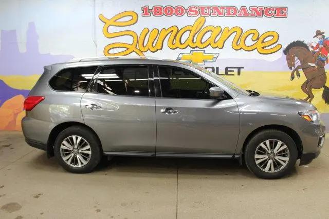 2020 Nissan Pathfinder SV 4WD for sale in Grand Ledge, MI