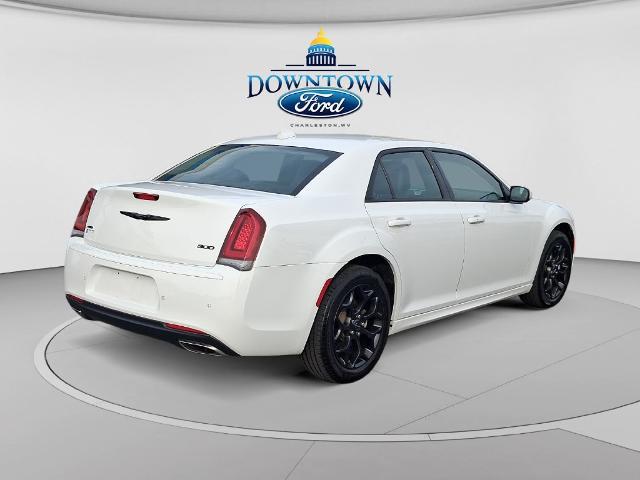2023 Chrysler 300 Touring L AWD