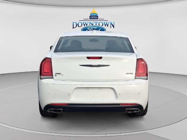 2023 Chrysler 300 Touring L AWD