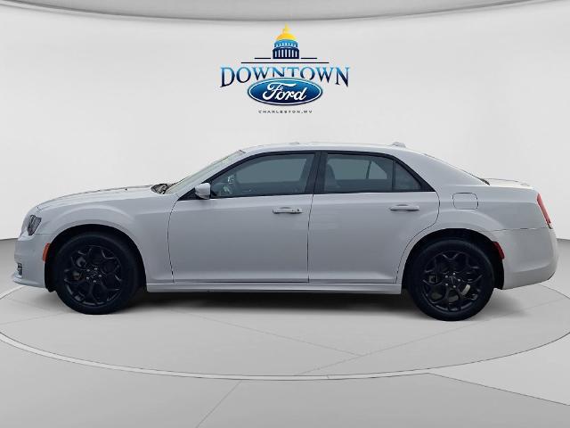 2023 Chrysler 300 Touring L AWD