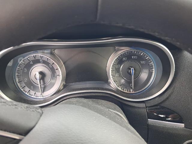 2023 Chrysler 300 Touring L AWD