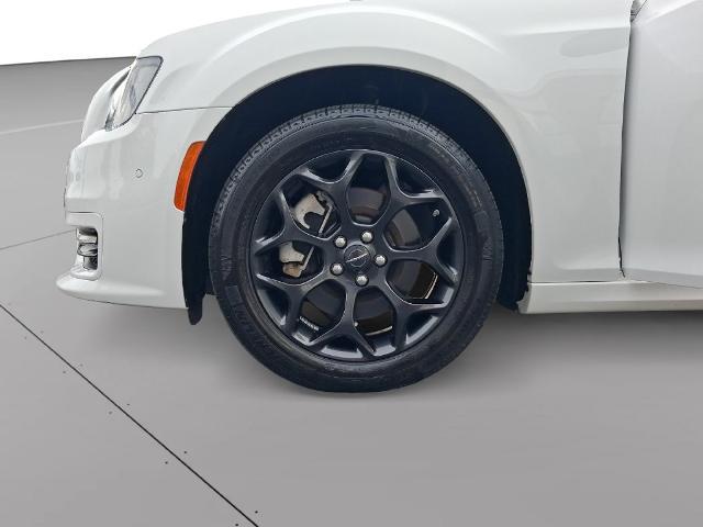 2023 Chrysler 300 Touring L AWD