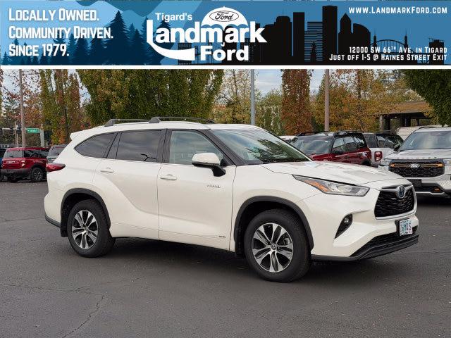 2020 Toyota Highlander Hybrid XLE for sale in Tigard, OR