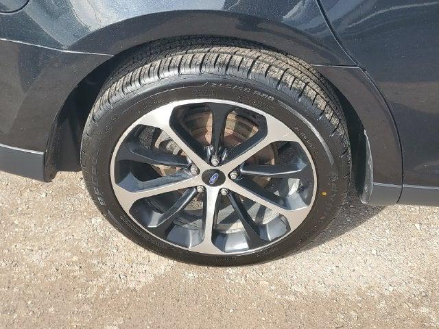 2015 Ford Taurus SEL