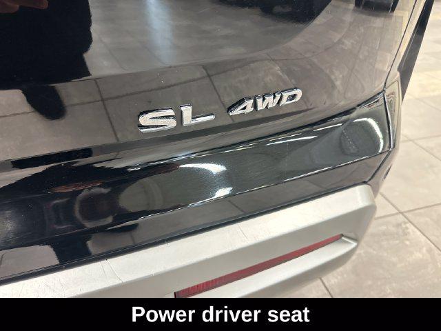 2023 Nissan Pathfinder SL 4WD