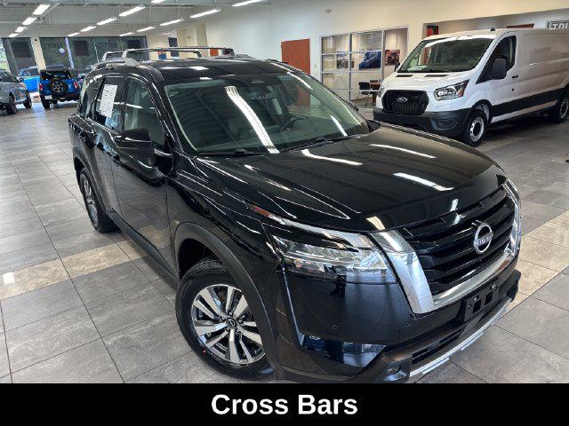 2023 Nissan Pathfinder SL 4WD