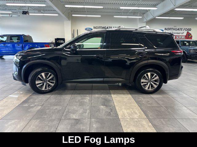 2023 Nissan Pathfinder SL 4WD
