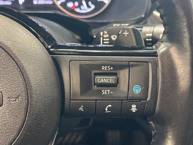 2023 Nissan Pathfinder SL 4WD