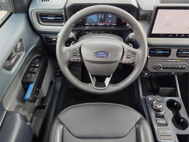 2025 Ford Maverick Lobo Standard