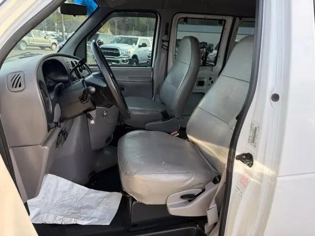 1998 Ford Econoline XL