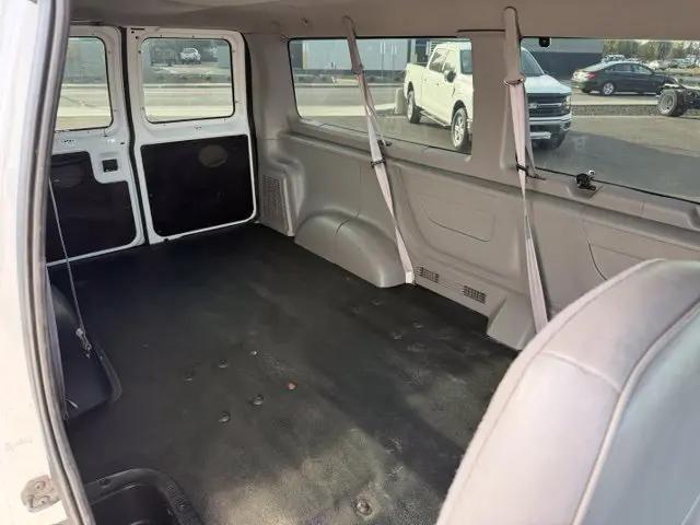 1998 Ford Econoline XL