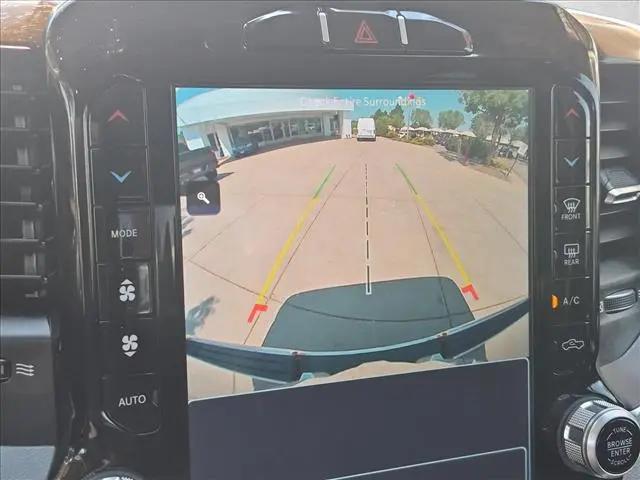 2022 Ram 1500 Laramie Crew Cab 4x4 57 Box