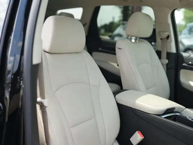 2023 Buick Enclave Essence AWD