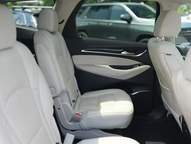 2023 Buick Enclave Essence AWD
