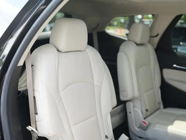 2023 Buick Enclave Essence AWD