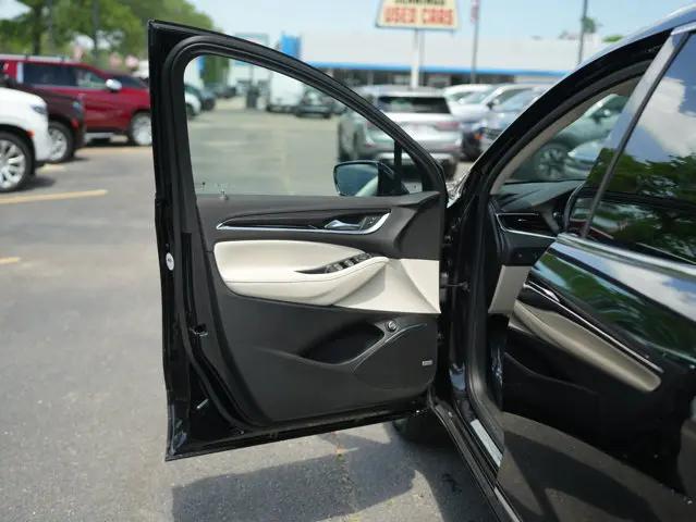 2023 Buick Enclave Essence AWD