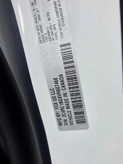 2027 Chrysler Pacifica Select