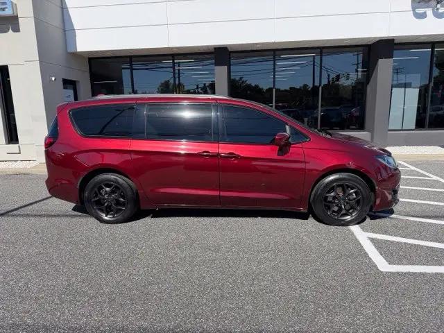 2020 Chrysler Pacifica Touring L Plus