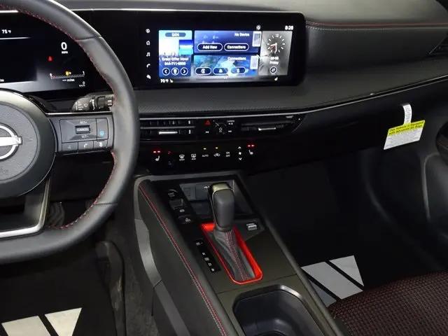 2025 Nissan Kicks SR Intelligent AWD