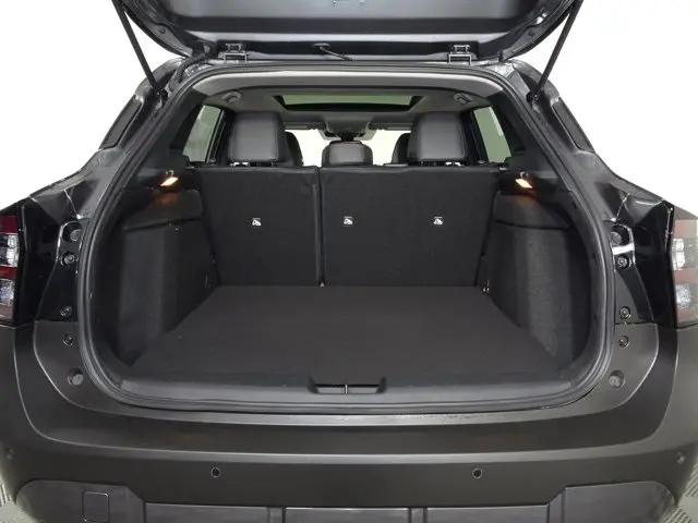 2025 Nissan Kicks SR Intelligent AWD