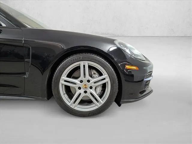 2019 Porsche Panamera 4