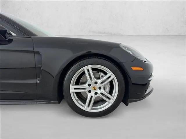 2019 Porsche Panamera 4