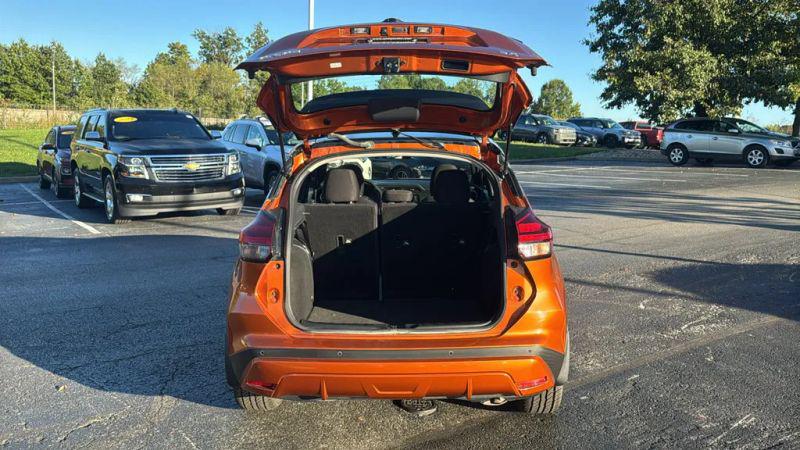 2021 Nissan Kicks SR Xtronic CVT
