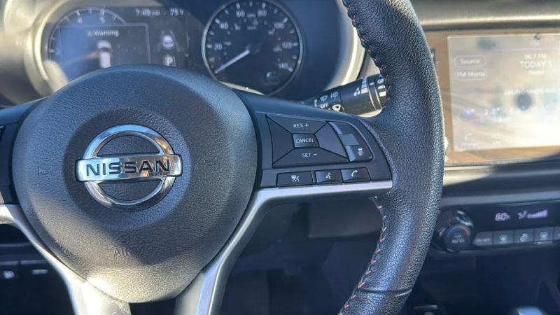 2021 Nissan Kicks SR Xtronic CVT