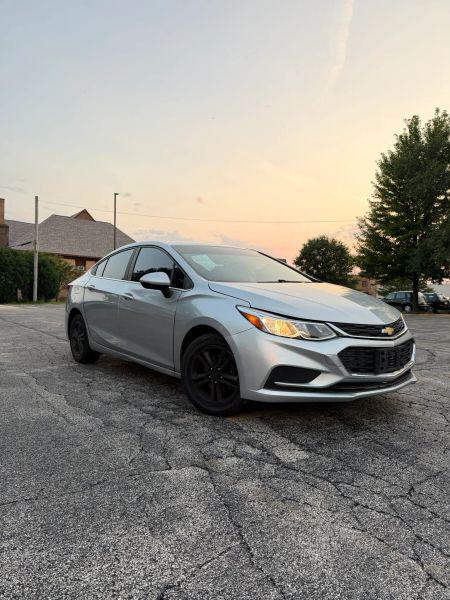 2018 Chevrolet Cruze LT Auto for sale in Chicago, IL