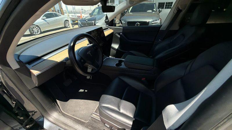 2022 Tesla Model Y Long Range Dual Motor All-Wheel Drive