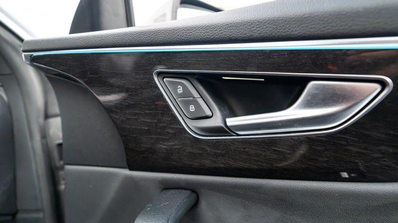 2019 Audi Q8 55 Premium