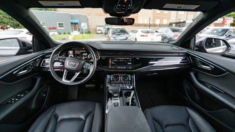 2019 Audi Q8 55 Premium