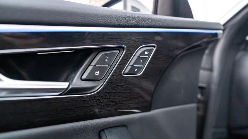 2019 Audi Q8 55 Premium